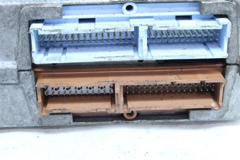 ECU ECM COMPUTER Serie S Cupé Serie S Sedán Serie S Vagón 1998 1132248 Foto 2 de 4