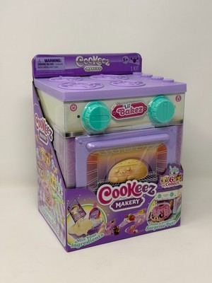 NEW Cookeez Makery Lil' Bakez Oven Playset Purple Toy Set Surprise