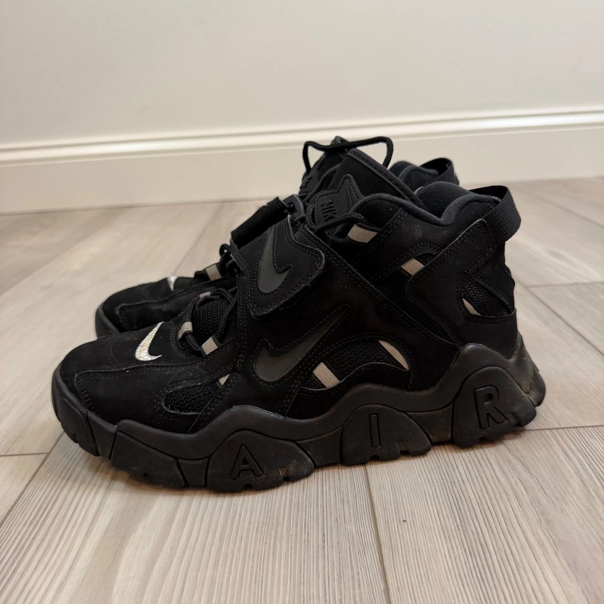 Nike Air Barrage Mid Black for Sale | Authenticity Guaranteed | eBay