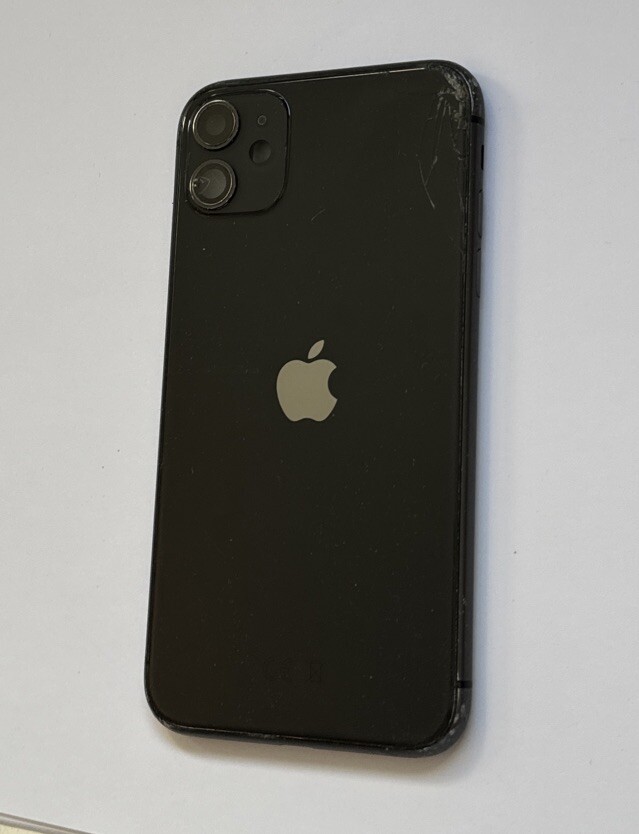 Coque originale Apple iPhone 11 cadre vitre cassée pour reconditionné noir