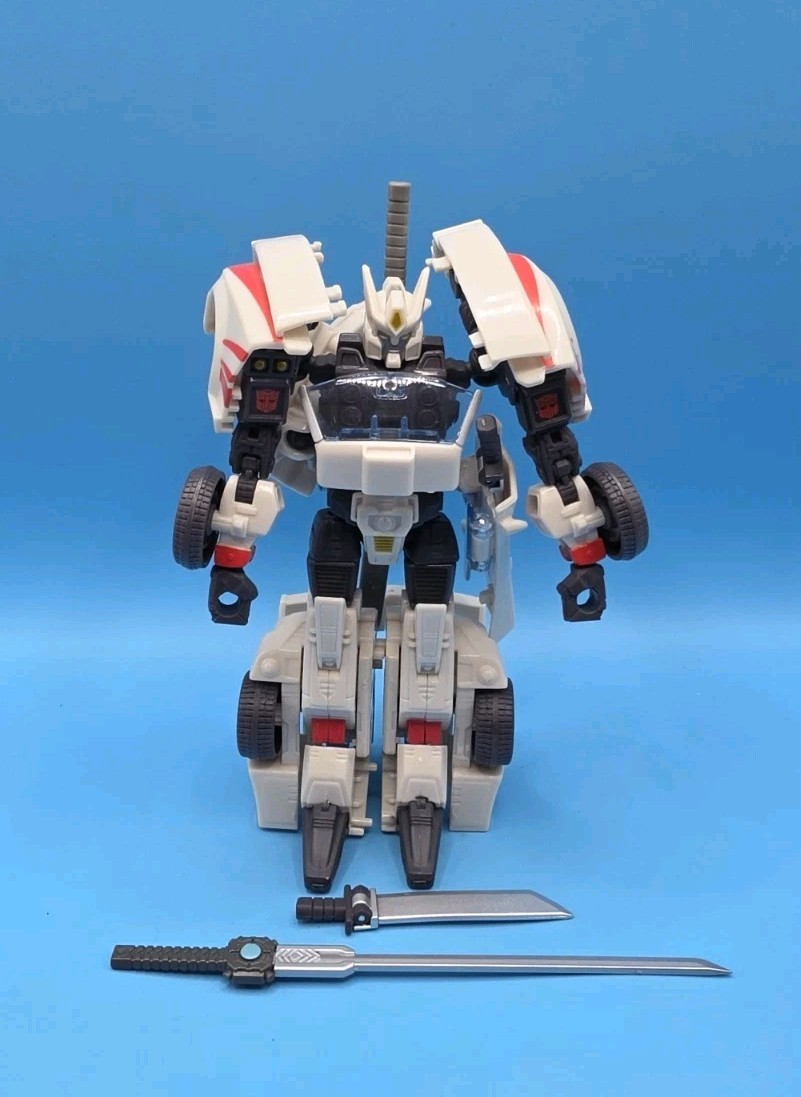Transformers Generations Autobot Drift DLX Class Complete Ac