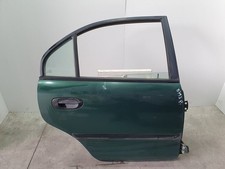 Porte arrière et accessoires Mitsubishi CARISMA