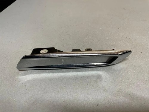 BMW 5 F10 Kotflügelblinker vorne rechts 7336646 3.00 Diesel 150kw 2011 22181842