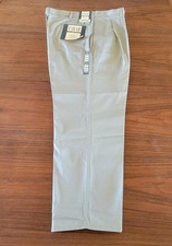 Farah Khakis Classic Fit Pants Pleated Front Slacks Men's Size 38 x 30 NWT