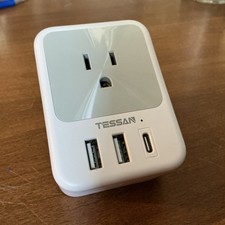 2 pk US to UK Plug Adapter, TESSAN Type G Travel Converter with 3 USB G-Gray