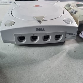 Sega Dreamcast Console HKT-3020 BUNDLE + Controller & Cables - TESTED WORKS