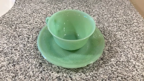 Vintage FIRE KING Glass Jadeite Tea Cup W/ Ribbed Saucer