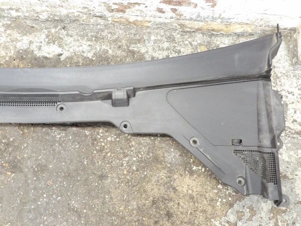 Jaguar XE GTDI X760 2016 2,0 gasolina automático 4 puertas berlina parabrisas panel de desplazamiento Foto 3 de 4