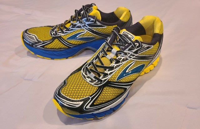 brooks ghost mens size 12
