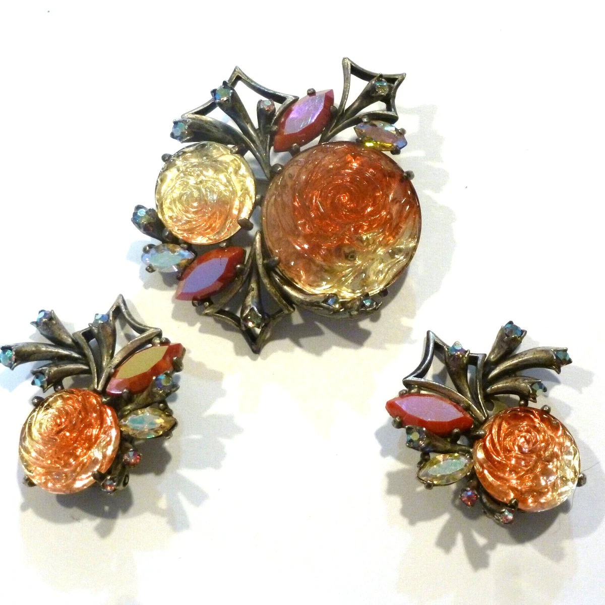 VINTAGE ELSA SCHIAPARELLI RAINBOW COLOR ART GLASS BROOCH EARRING