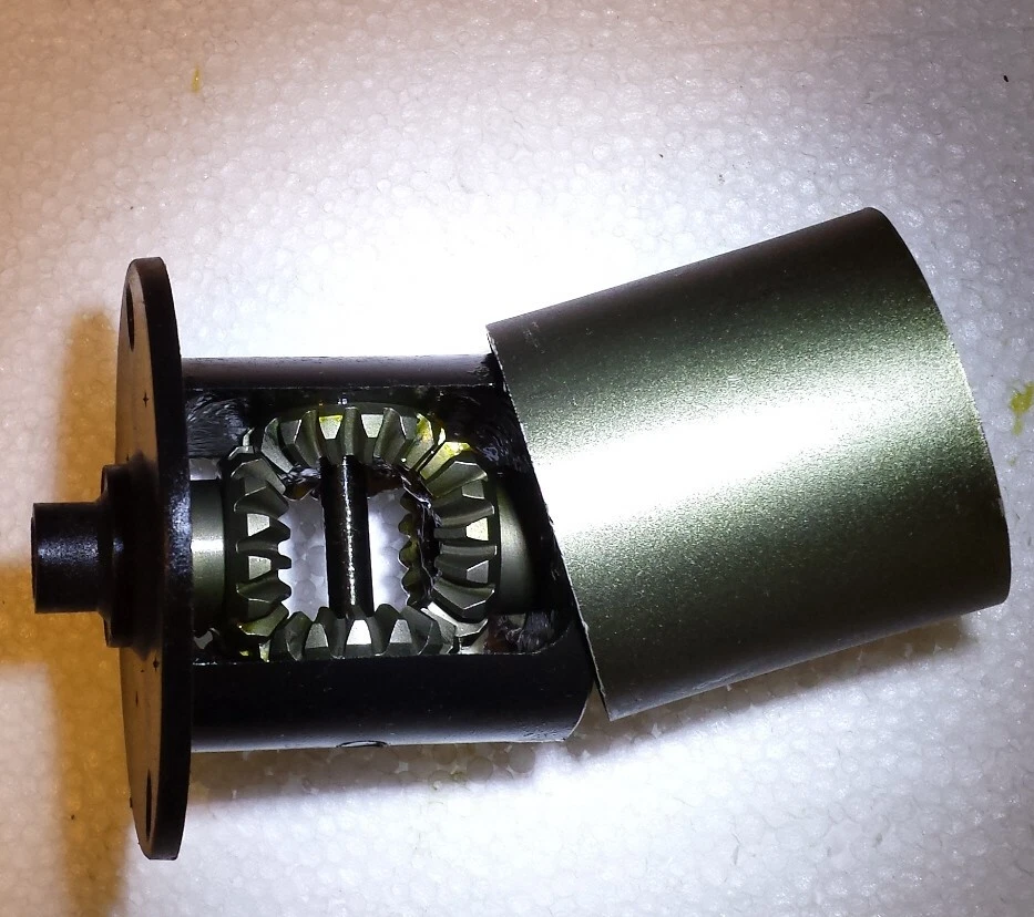 CARSON c5 -FG FERRARI 360  scale 1:5 -Differential- komplett  Maßstab 1:5 - Immagine 2 di 2