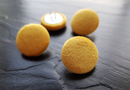 Yellow velvet buttons, Fabric Covered Buttons 14, 19, 23, 25 or 31mm in packs - Picture 2 of 16
