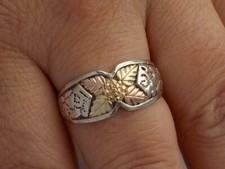 Beautiful Black Hills Gold Sterling Silver & 12ct Gold Ring