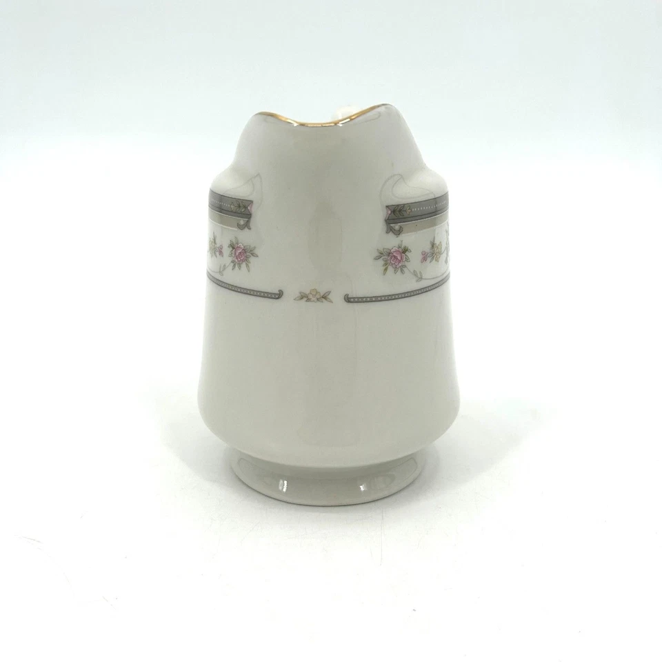 Taza crema Southampton floral blanca rosa fina FARBERWARE 1992 vintage Foto 3 de 4