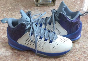 cool blue nike shoes
