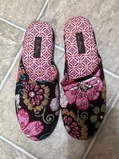 VERA BRADLEY Scuffs, Slides, Clogs, House slippers Size Small 5-6 Pre Owned
