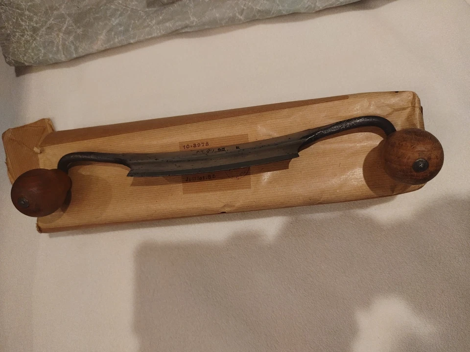 New unused vintage French boxed Peugeot drawknife plane army surplus - Image 3 of 4