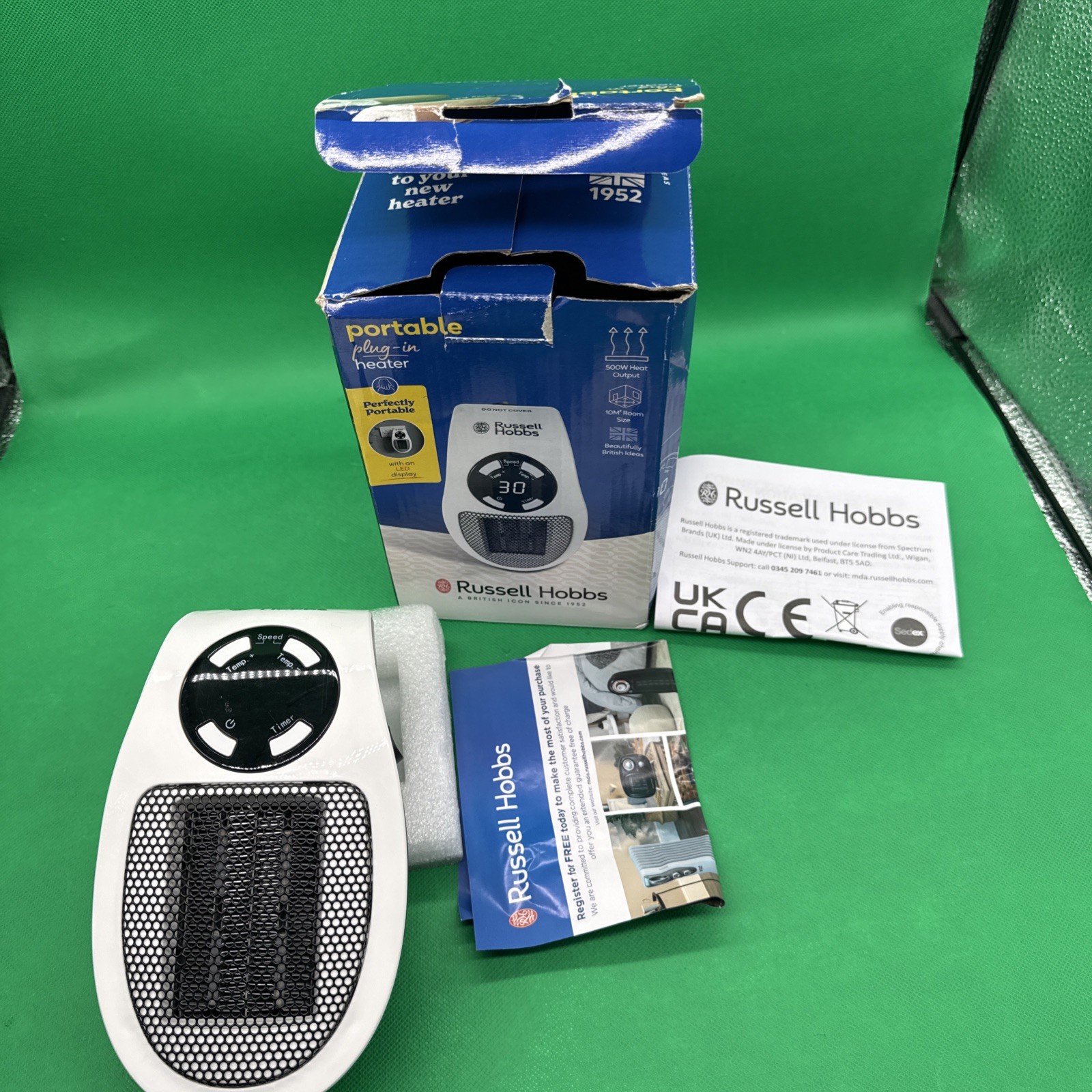 Russell Hobbs RHPH2001 Ceramic Plug Heater 500w Black & White