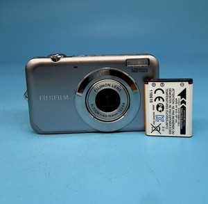 美品・動作良好✨ FUJIFILM FinePix JV100 シルバー il_fullxfull