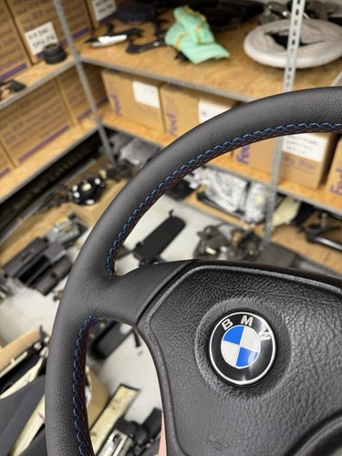 BMW E36 Sport steering wheel Leather Z3 E34 E39 M3 M5 Mtechnic triangle OEM Genu - Picture 11 of 21