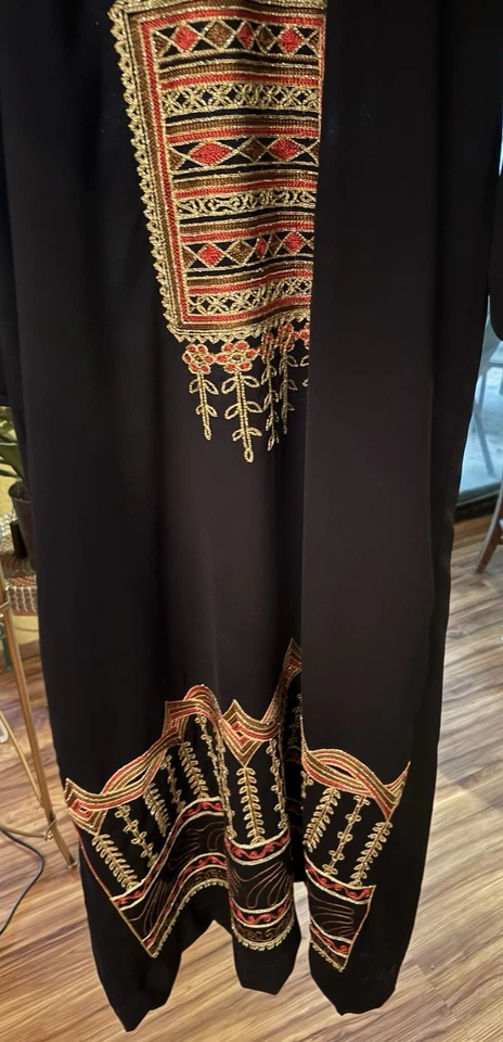 Vestido de noite Kaftan marroquino preto e dourado bordado caftan, islâmico borla GG - Imagem 3 de 4