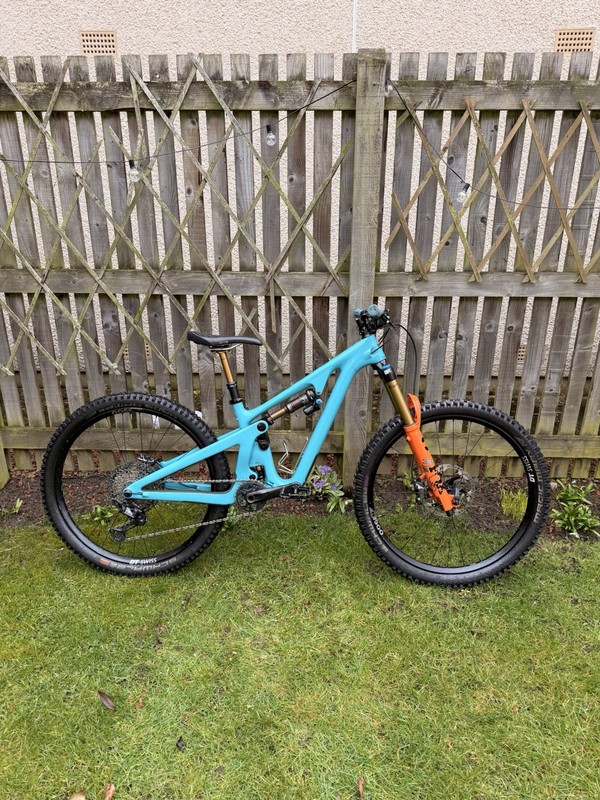 Yeti SB140 Turq Series Carbon Mountain Bike Small - Factory Racing Team