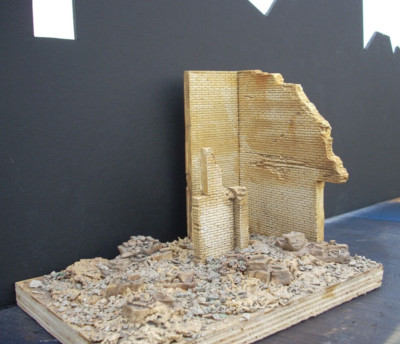 Dioramas Plus DP9 Cornered Ruins. 1/35 + Free  Base & extra rubble Great Detail!
