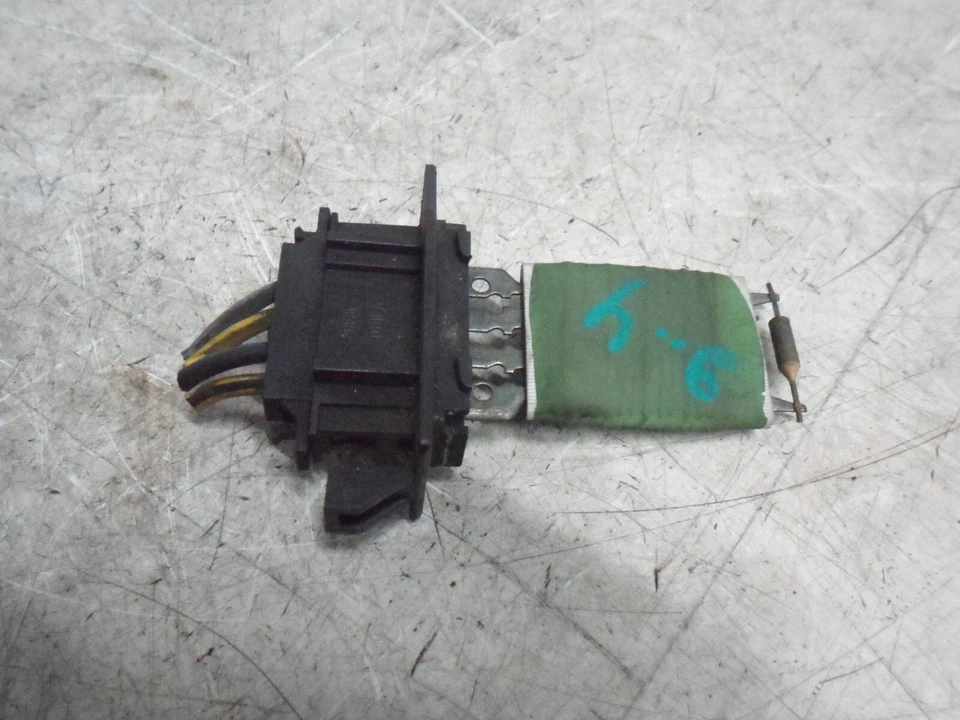 MERCEDES SPRINTER MK1 W903 2004 HEATER BLOWER RESISTOR ONLY & PLUG