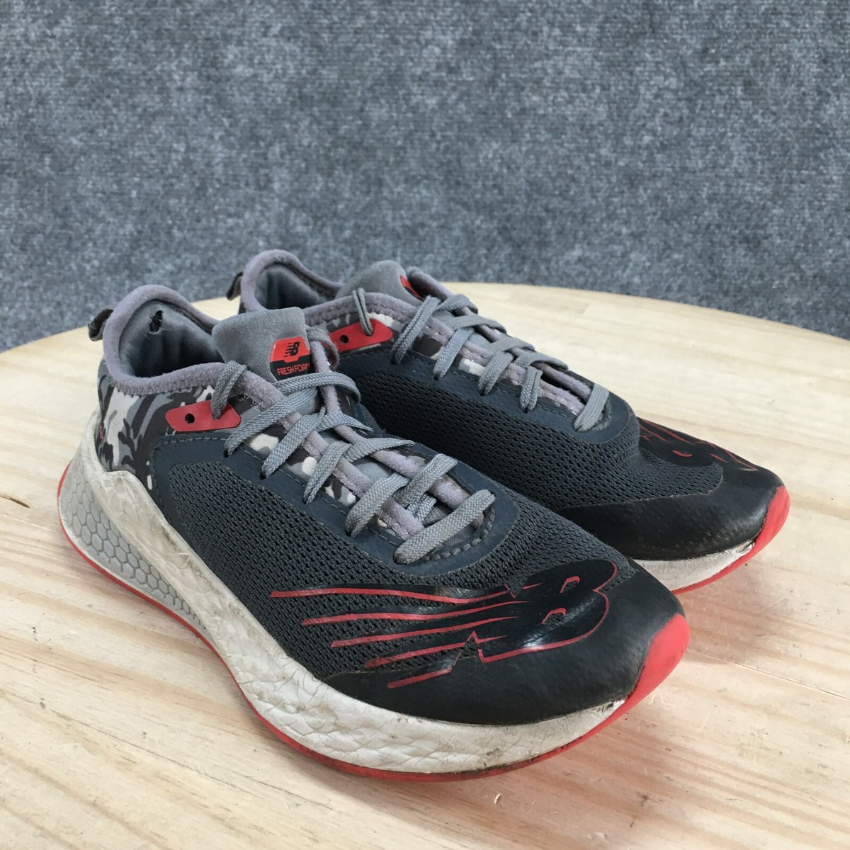 NEW Size 5 New Balance Fresh Foam Fast v2 Black and White Sneaker YKFSTSK2 Shoe New Balance Fresh Foam Evoz V2 Black MEVOZLK2 main image 3