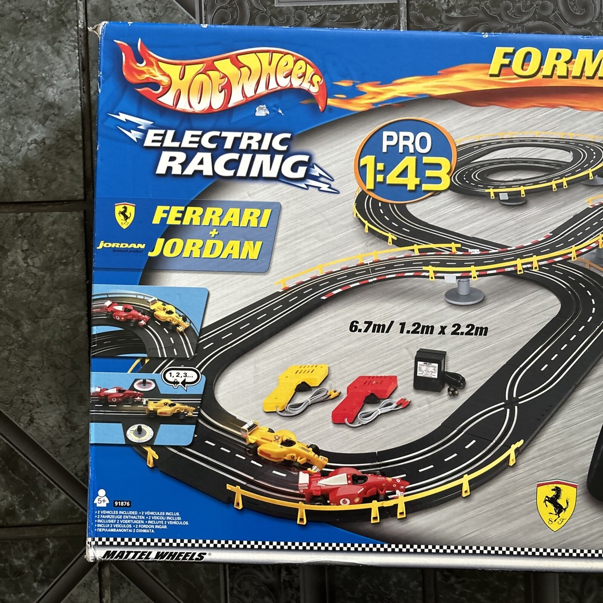 HTF 2002 Hot Wheels Electric Racing Formula Pro Ferrari + Jordan