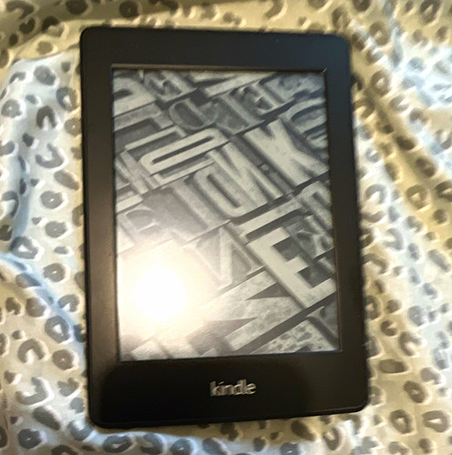 Amazon Kindle eBook Reader eReader, Black - For Parts/Not Working