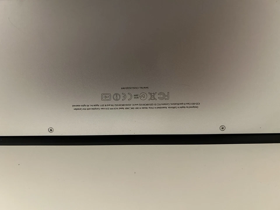 Apple MacBook Air A1369 - Silber Intel Core i7, 4GB, 256GB SSD - Bild 3 von 3