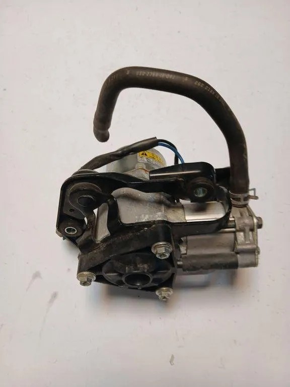 MITSUBISHI OUTLANDER III GGW, GFW, ZJ Vacuum Pump 5M220331 2.27 Diesel 32005567