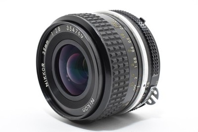 [Near MINT] Nikon Ai Nikkor 35mm F/2.8 MF Wide Angle Lens From JAPAN