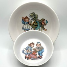 RAGGEDY ANN  ANDY Vintage Oneida Deluxe 3243  3258 Set of 2 Bowls - EUC