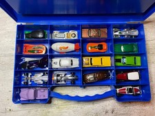 MATCHBOX  1:64  CARRY CASE WITH 18 (NOT PLAYWORN) HOTWHEELS CARS