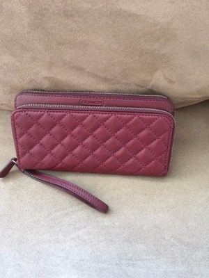 coach quilted wallet