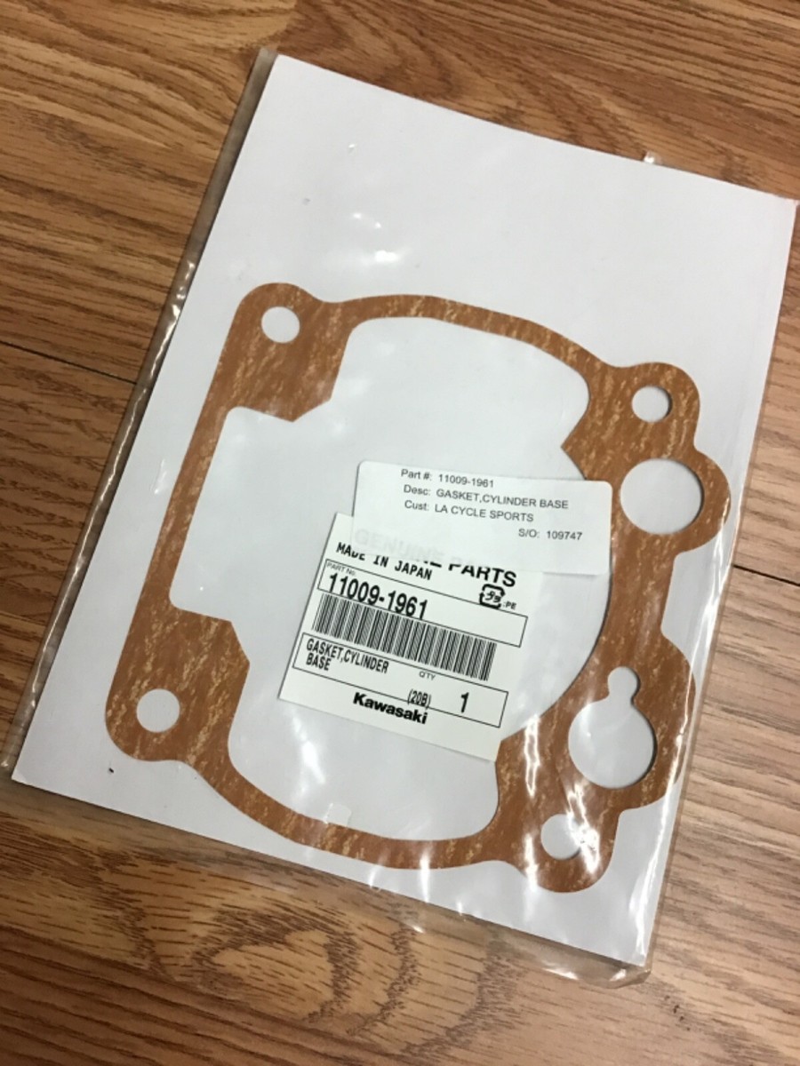 NOS OEM Kawasaki Cylinder Base Gasket 1992-98 KX500 11009