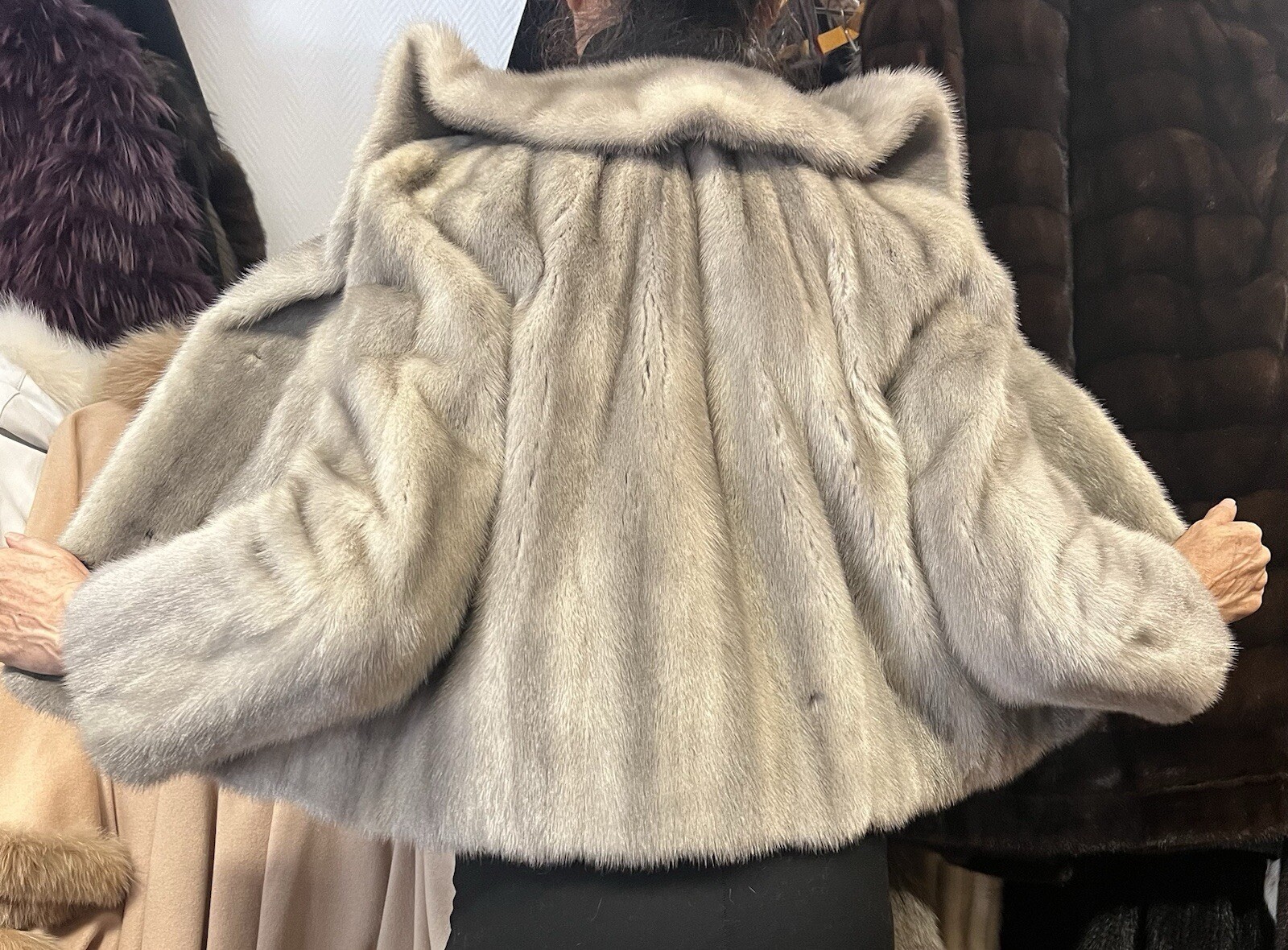 Chaqueta de Visón Piel Bolero Capa Real Zafiro Visone S-M