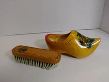 Vintage~ signed Holland handpainted wood shoe ~with shoe brush