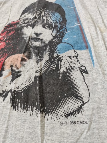VTG 1986 Dewynters Les Miserables London Adult Grey Tshirt sz L - Picture 10 of 16