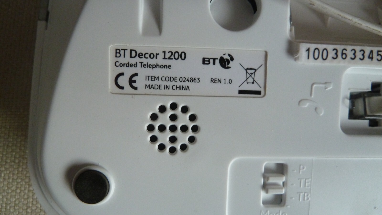 BT Decor 1200 Corded Phone Desk or Wall Mounted eBay