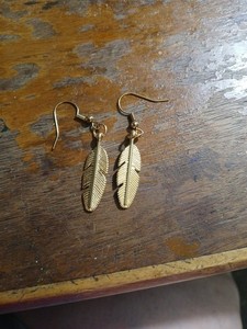 Authentic Gold Plated Or Feather Of Truth Earrings