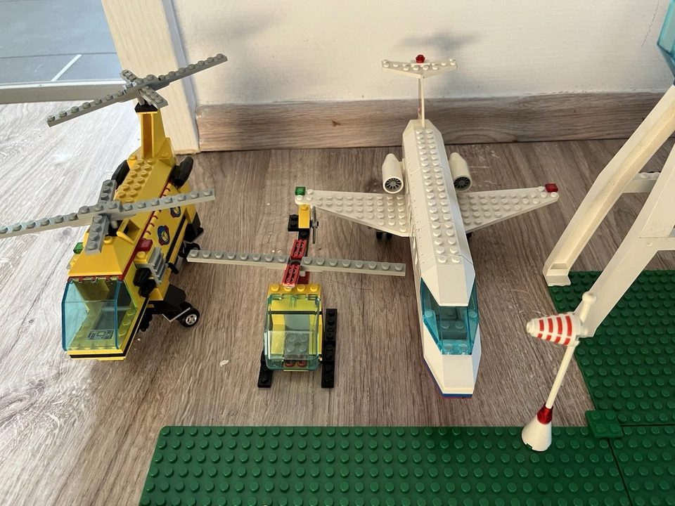 LEGO System 6597 Century Skyway - Flughafen von 1994 - Bild 2 von 4