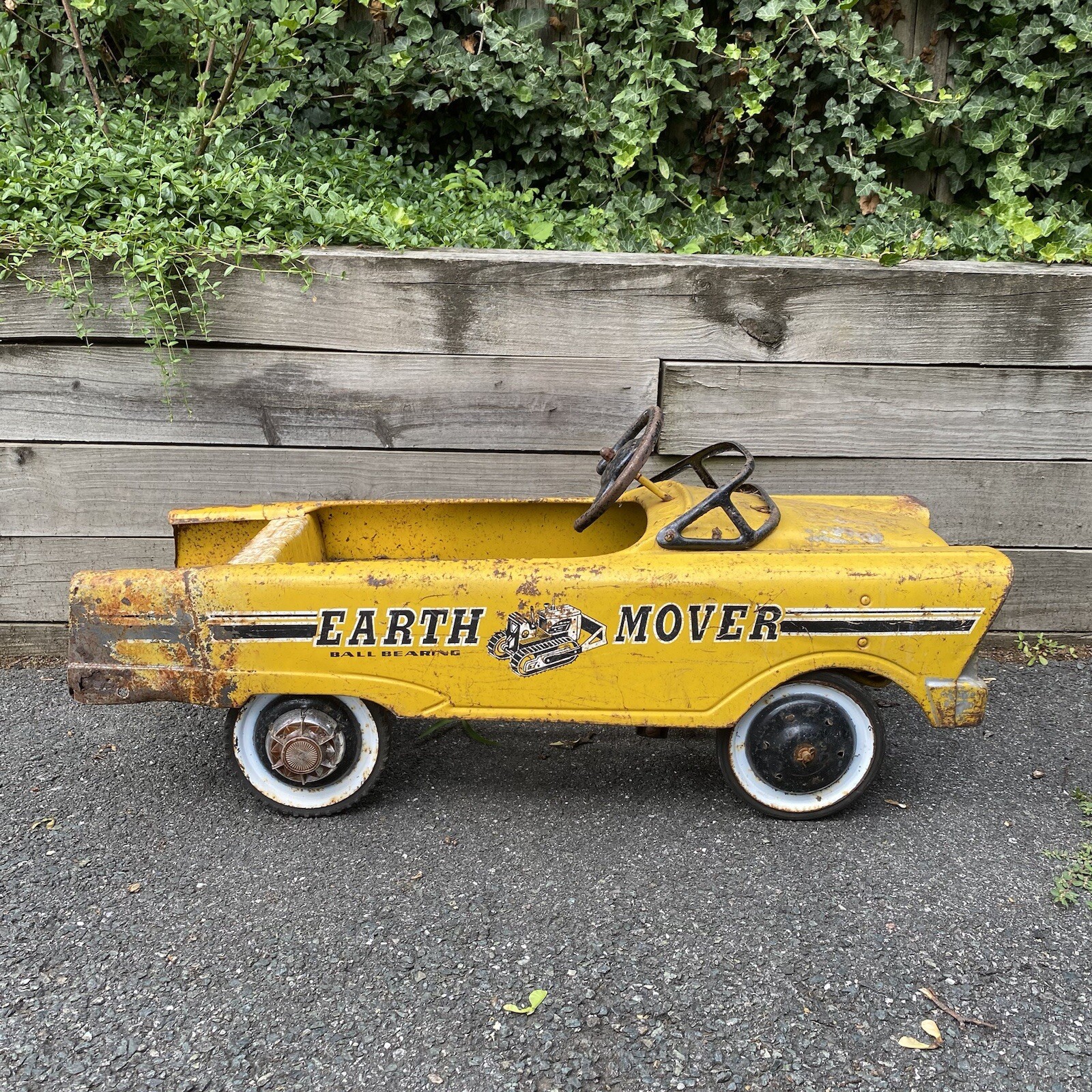 ! - 1960&rsquo;s Murray Earth Mover Steel Ride On Car Toy Antiqu