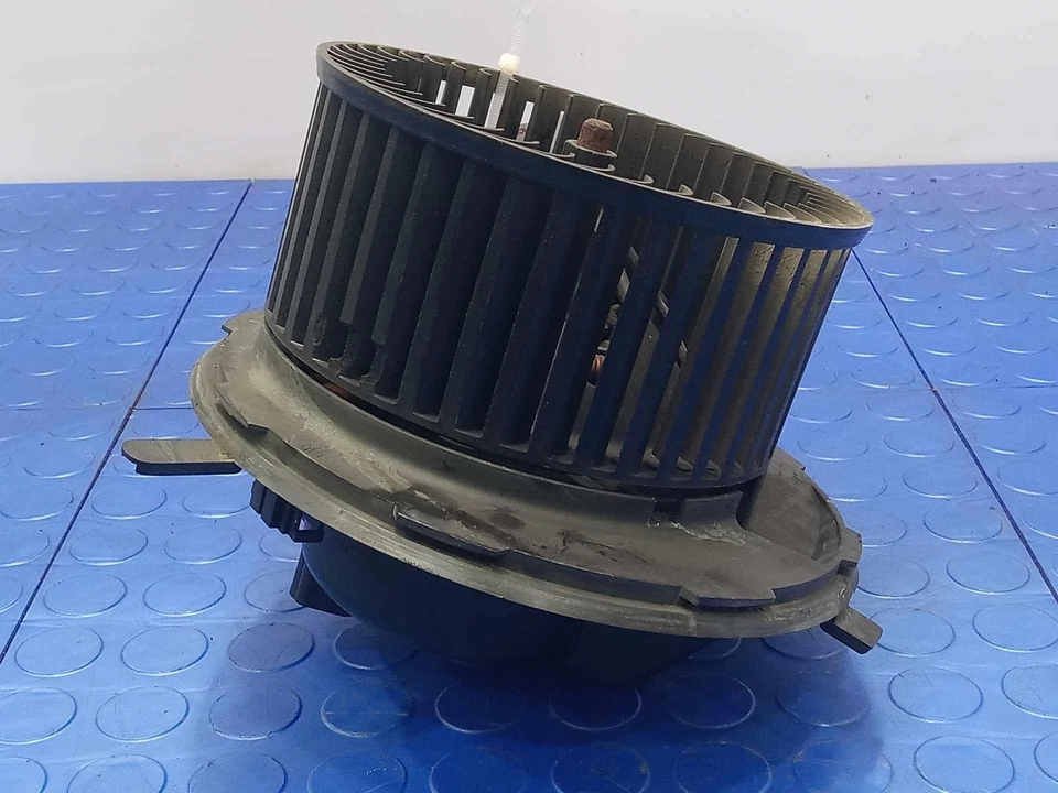 Calentador AC Soplador Motor Volkswagen Rabbit GTI Jetta Passat Golf OEM 1K1819015F Foto 2 de 4