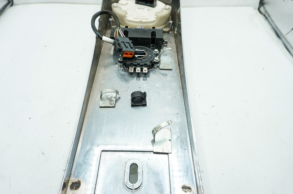 01 Harley Police Road King Touring Fuel Tank Console Speedometer 20K NO