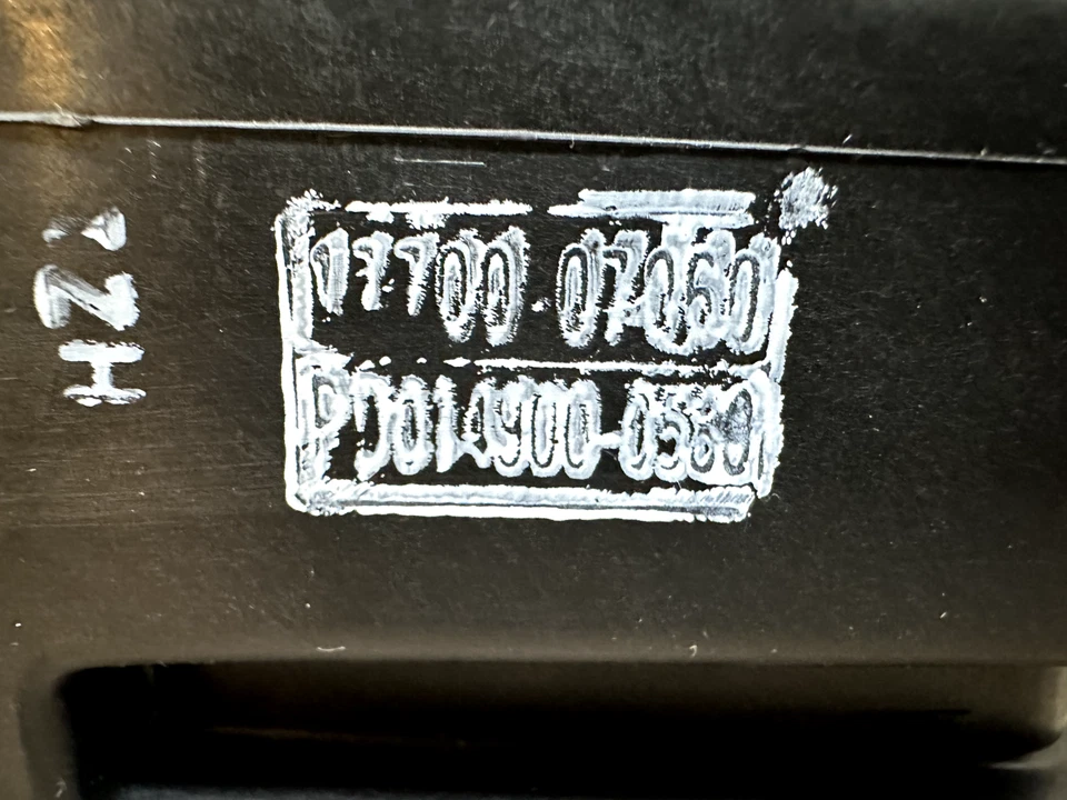 Toyota Tacoma 1998-2004 caja filtro de aire pieza OEM # 17700-07060 Foto 2 de 4