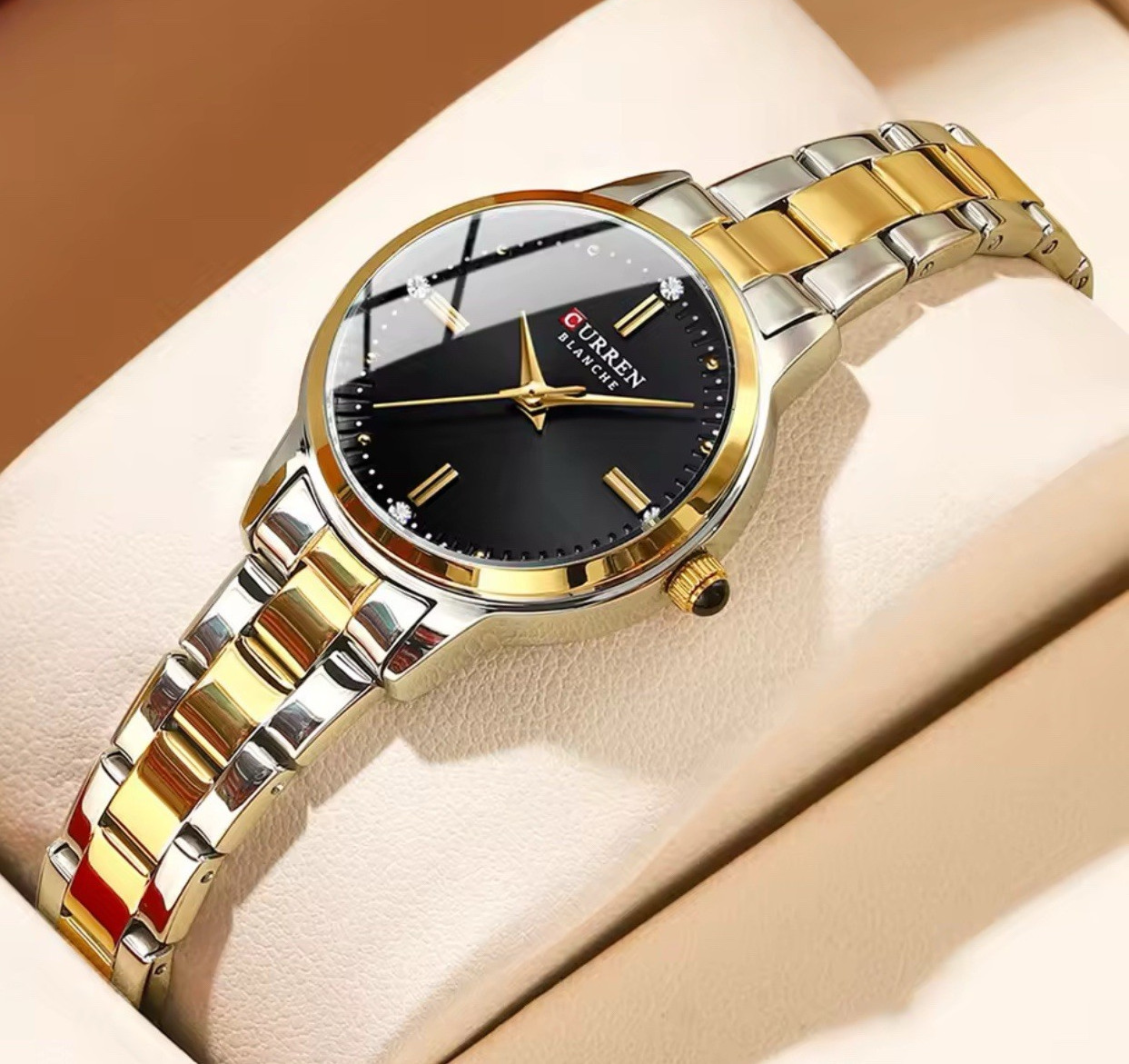 Наручные часы CURREN Women's Quartz Analog