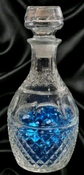 RARE Crown Royal HERITAGE EDITION Glass Decanter - Starburst Base - 750ml - MINT